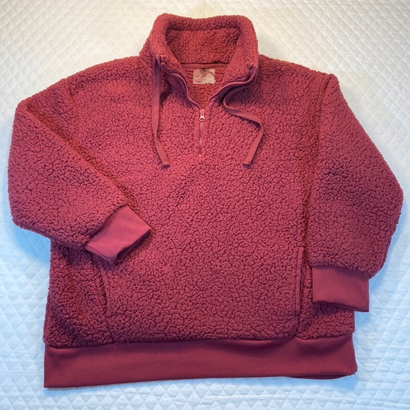 Adrienne Vittadini Jackets & Blazers - Adrienne VITTADINI Sport. Maroon Teddy Bear Pullover. Quarter Zip. X Large.